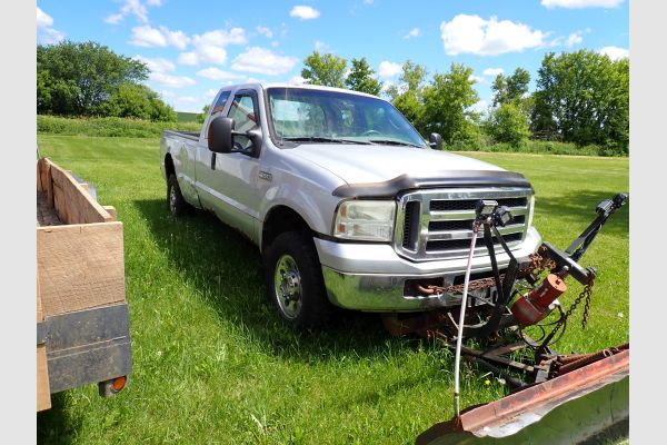 Auction listing photo