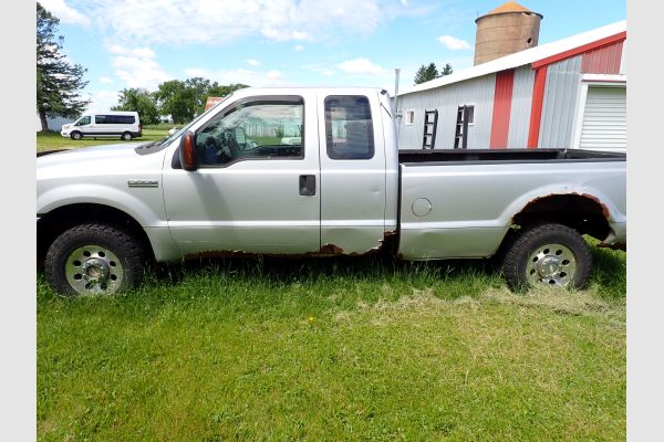 Auction listing photo