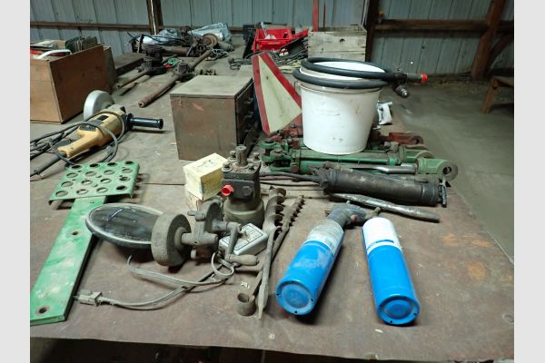 Auction listing photo