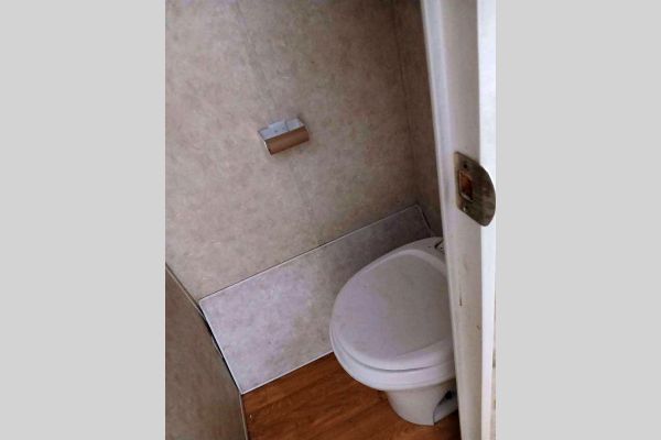 Auction listing photo