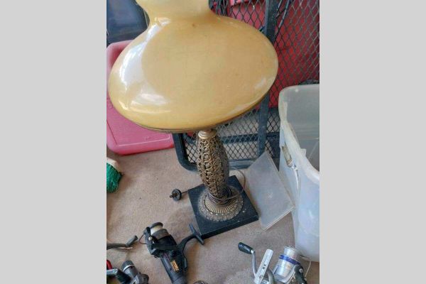 Auction listing photo