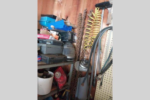 Auction listing photo