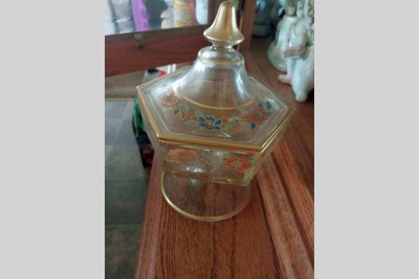 Auction listing photo