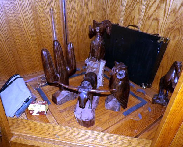auction image