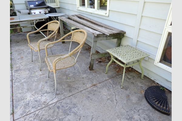 Auction listing photo