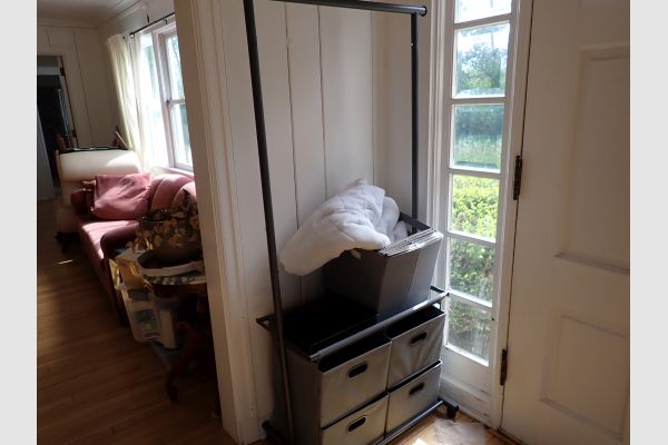 Auction listing photo