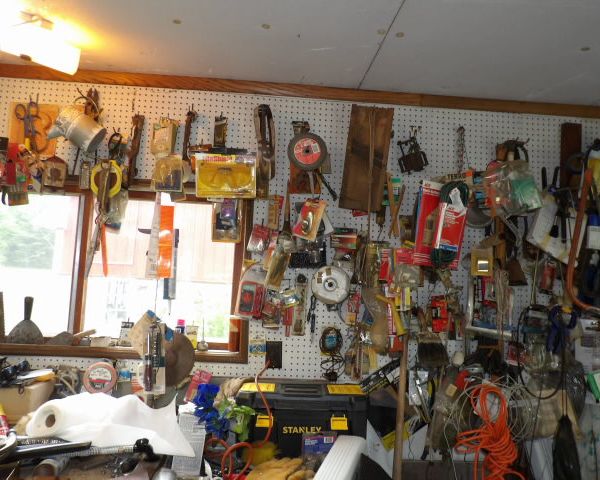 auction image