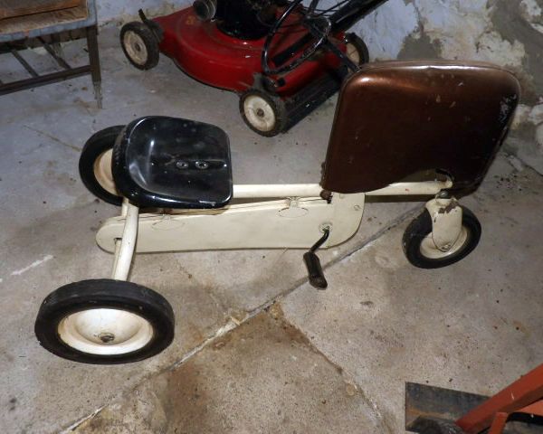 auction image