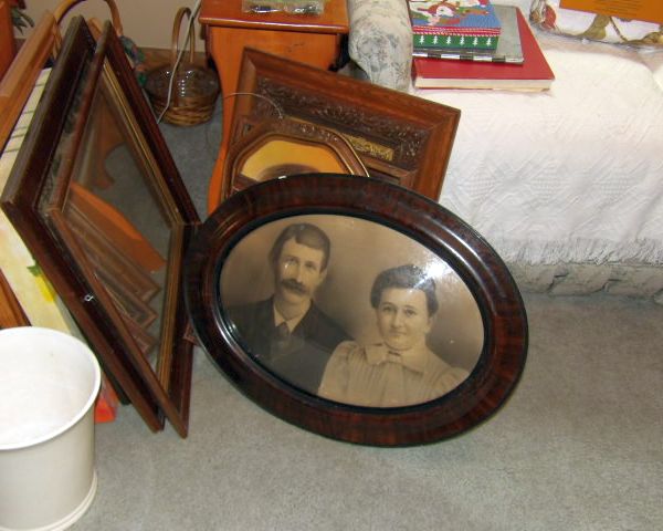 auction image