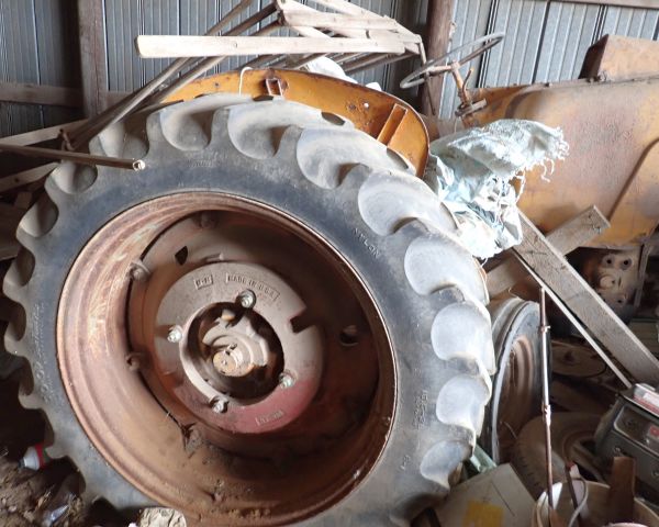 Auction listing photo