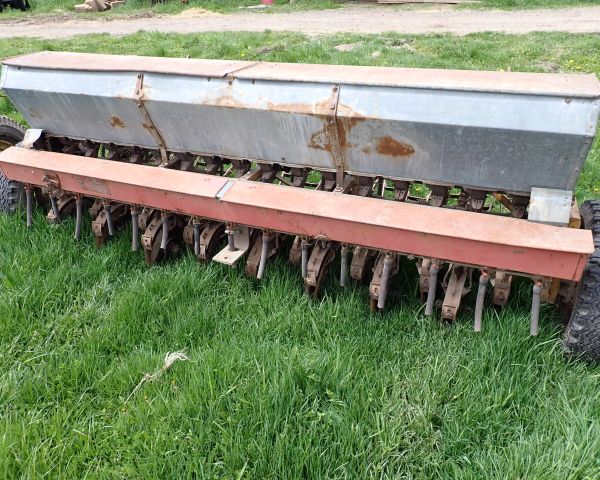 Auction listing photo