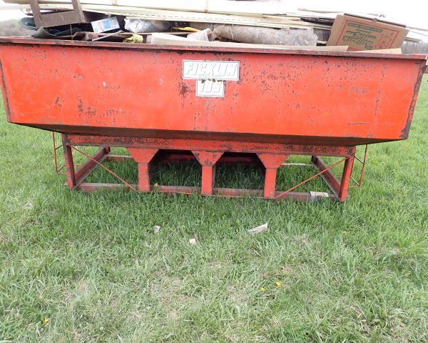 Auction listing photo