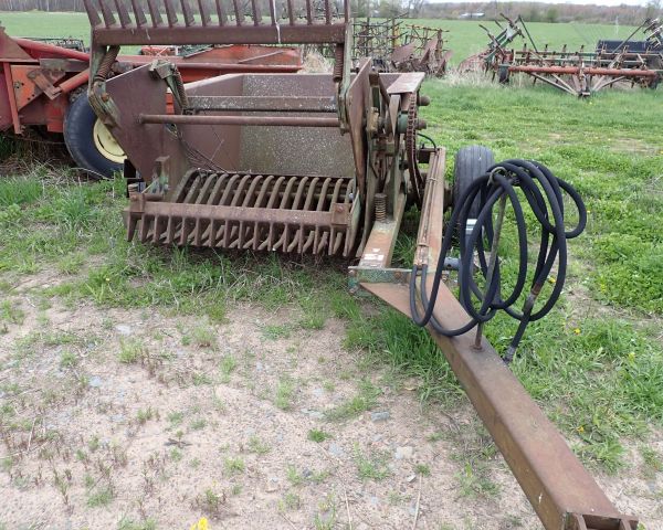 Auction listing photo