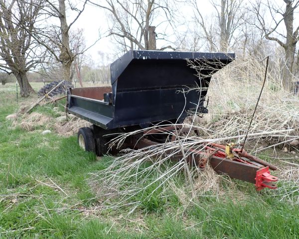 Auction listing photo