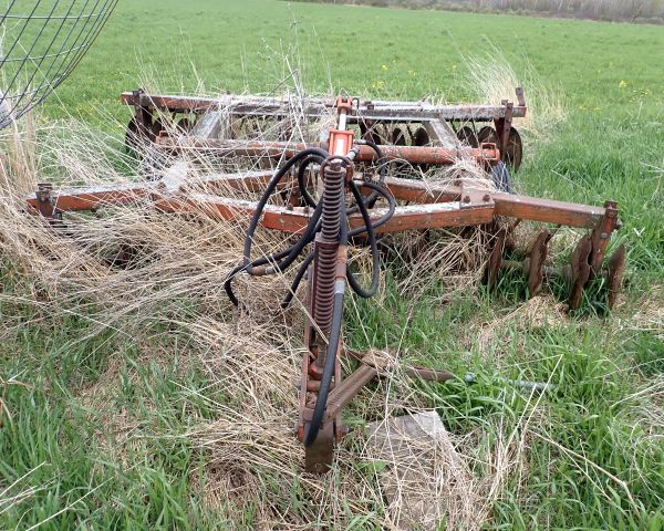 Auction listing photo