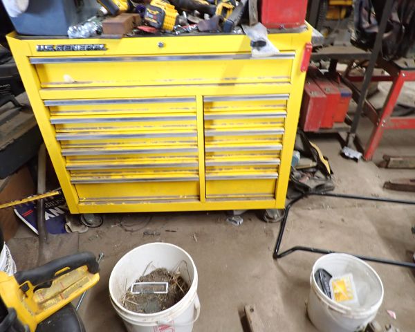 Auction listing photo