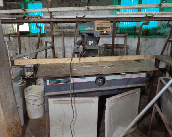 Auction listing photo