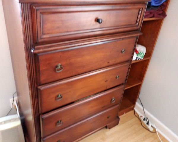 Auction listing photo