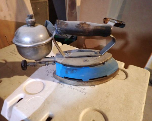 Auction listing photo