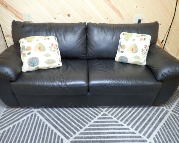 Auction listing photo