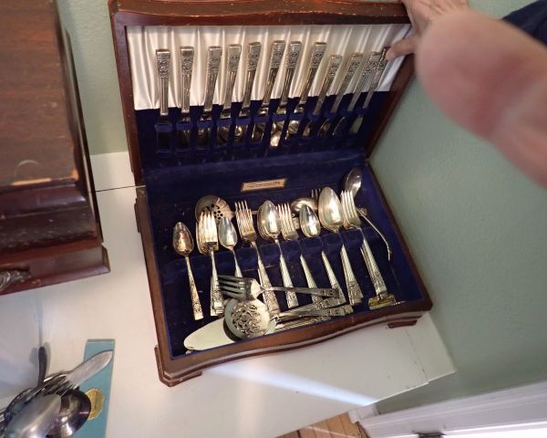 Auction listing photo