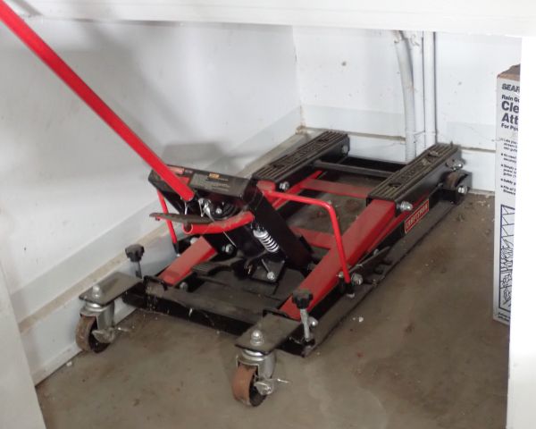 Auction listing photo