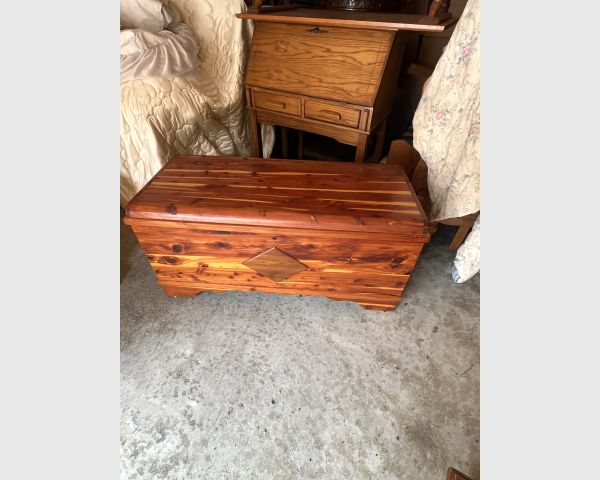 auction image