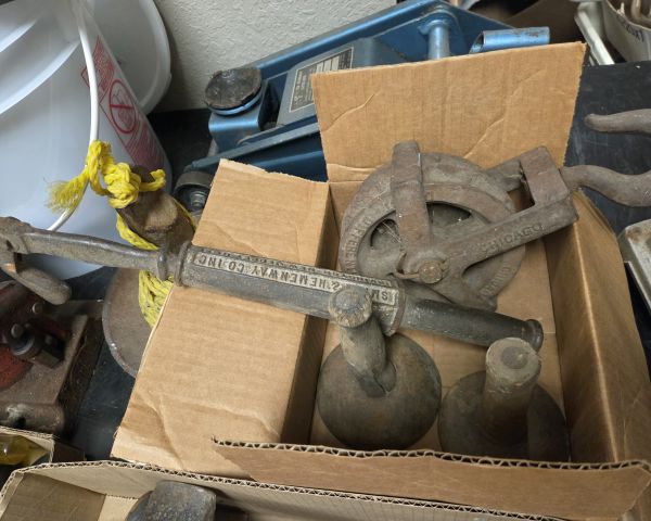 Auction listing photo