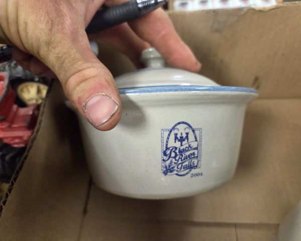 Auction listing photo