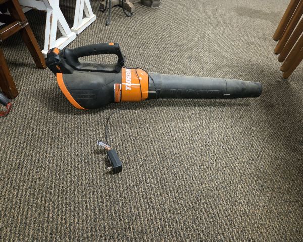 Auction listing photo