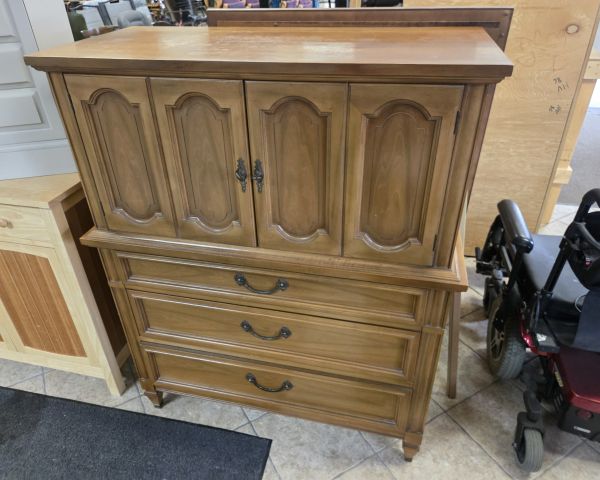 Auction listing photo