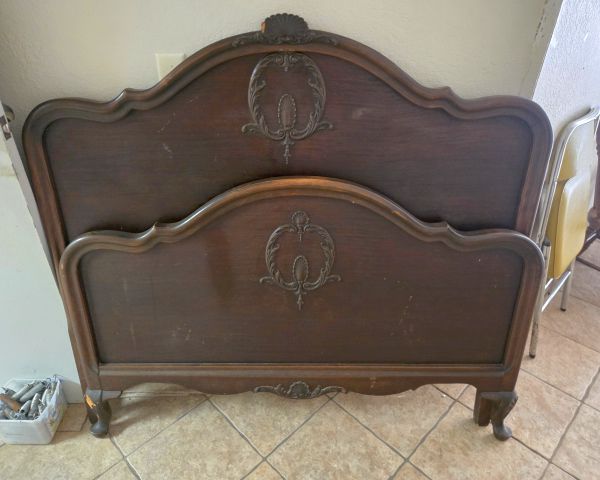 Auction listing photo