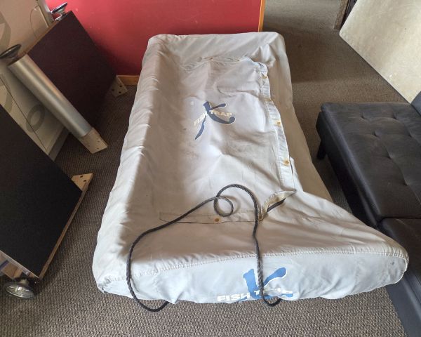 Auction listing photo