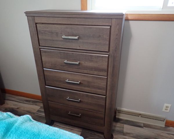 Auction listing photo