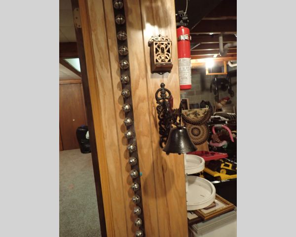 Auction listing photo