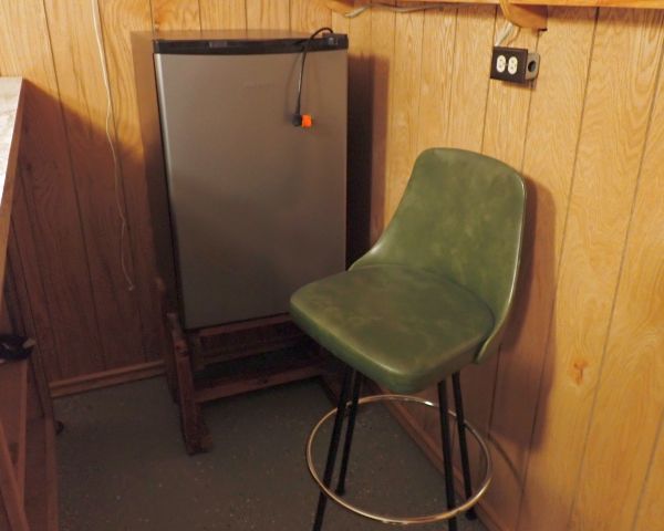 Auction listing photo