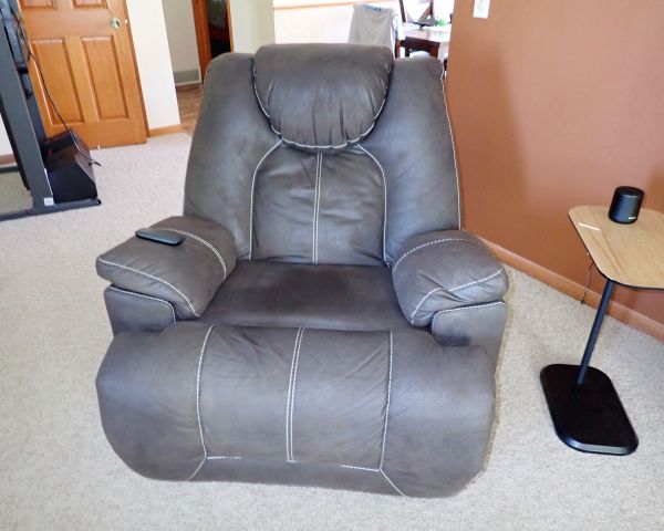 Auction listing photo