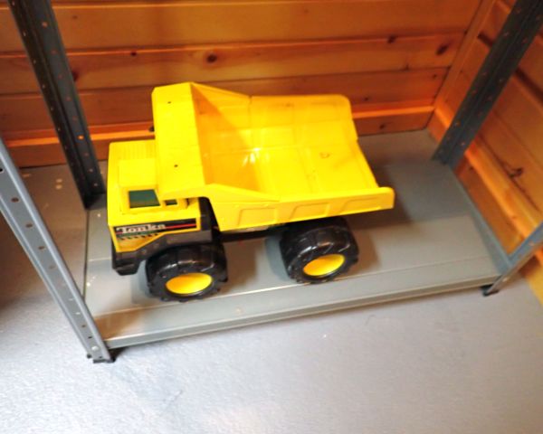 Auction listing photo