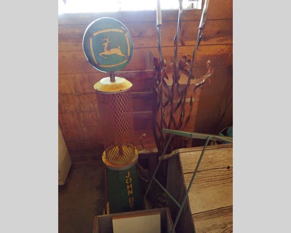 Auction listing photo