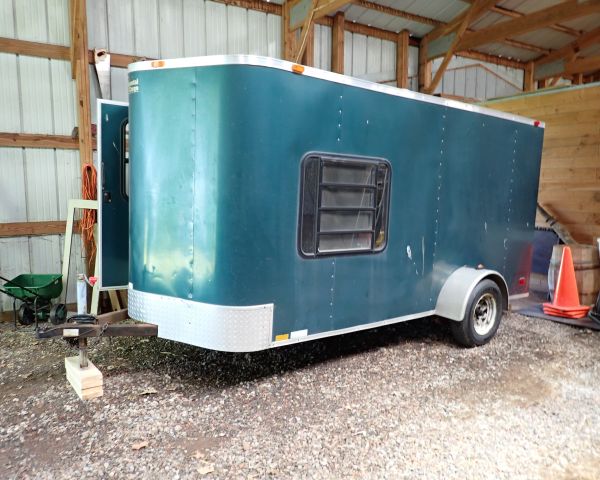 Auction listing photo