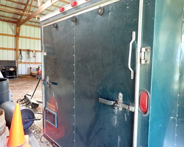 Auction listing photo
