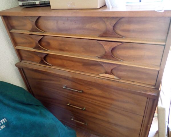 Auction listing photo