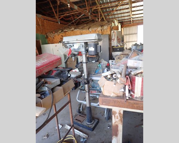 Auction listing photo