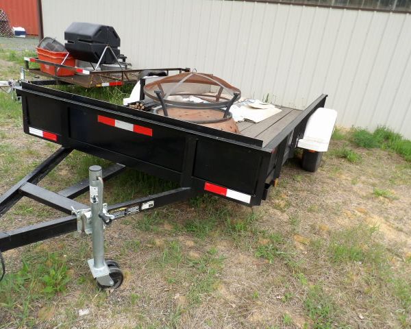 auction image