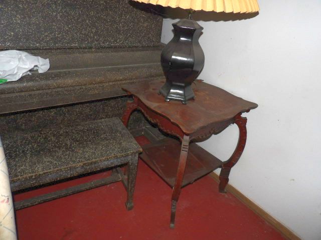 auction image