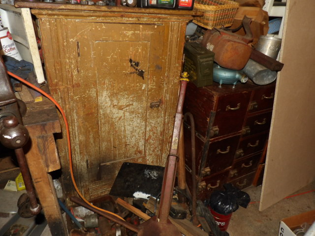 auction image