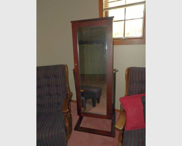 auction image