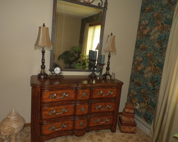 auction image
