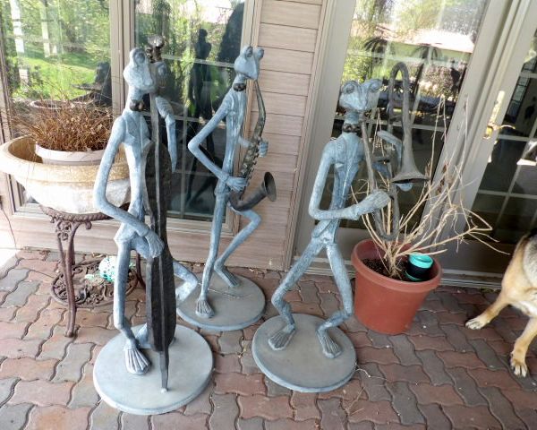 auction image