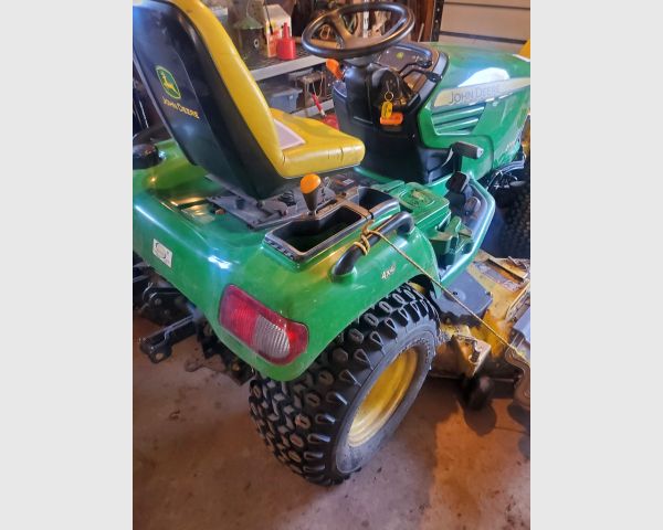 auction image